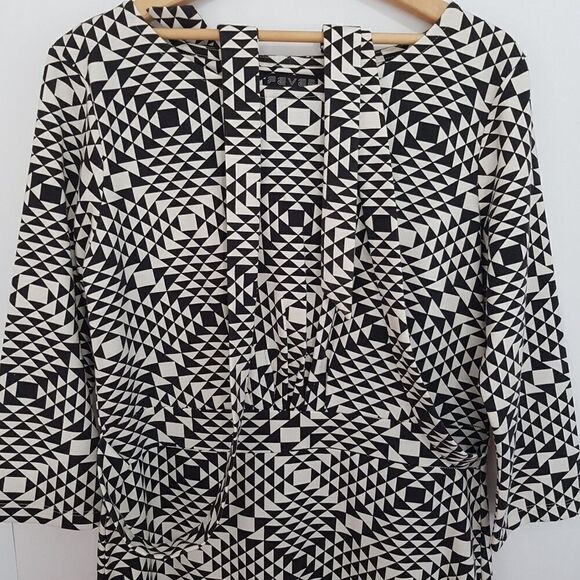 FEVER LONDON CITY Black and  White Dress Square and Triangle Pattern Siz… - Picture 12 of 16